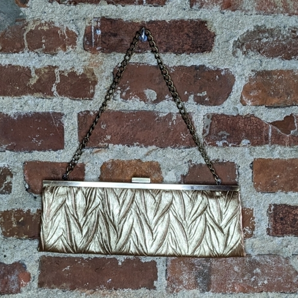 Vintage Jessica McClintock Gold Clutch with‎ Hideaway Shoulder Chain